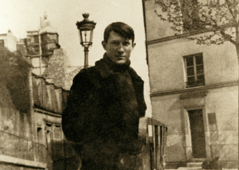 1904: Meeting a companion in Paris