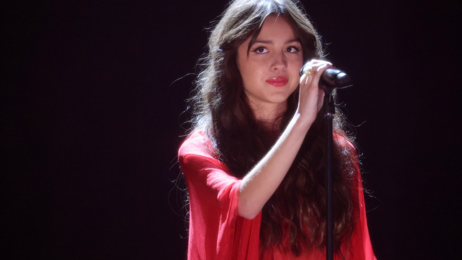 Olivia Rodrigo S New Album Sour Sparks Wave Of Teenage Angst Olivia Rodrigo S New Album Sour Sparks Wave Of Teenage Angst