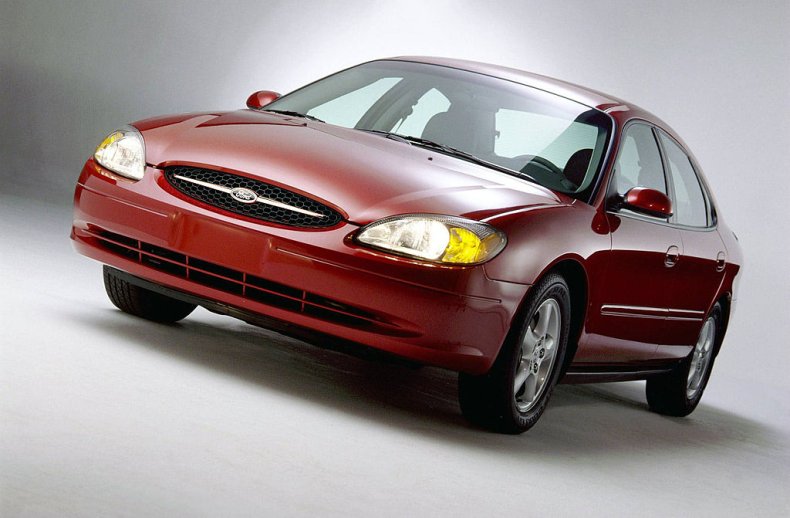 Ford Taurus 