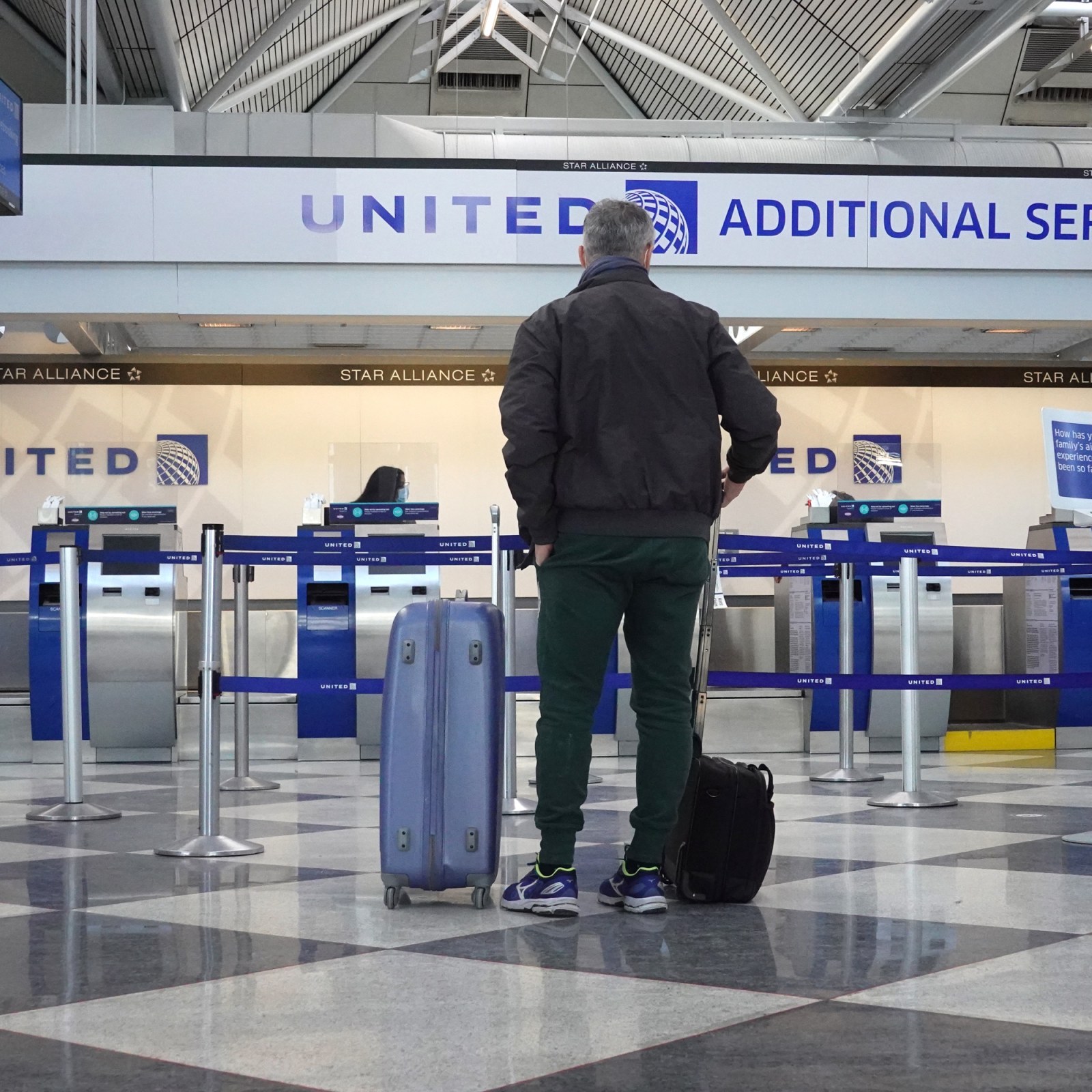 United Airlines Joins Covid Vaccination Incentive By Offering Free Flights To Some Loyalty Members United Airlines Joins Covid Vaccination Incentive By Offering Free Flights To Some Loyalty Members