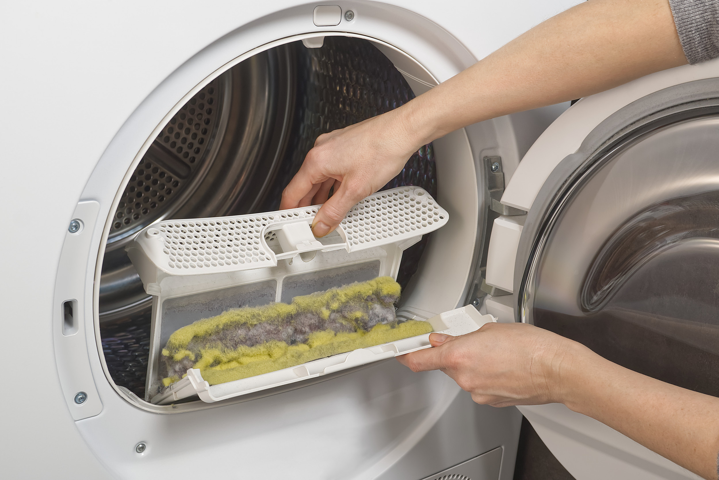 Woman Reveals Exact Compartment to Find Leftover Cash Inside a Dryer