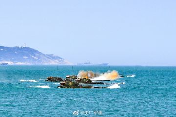 China Invasion Force In Amphibious Firing Drills China Invasion Force In Amphibious Firing Drills