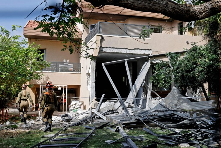 Israel house hit by rocket