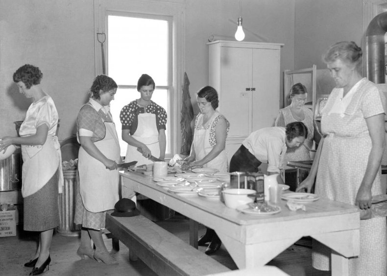 1930s: School lunch and the New Deal