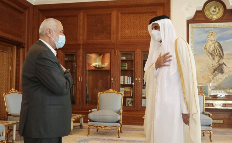 hamas, haniyeh, meets, qatar, fm, sheikh, mohammed