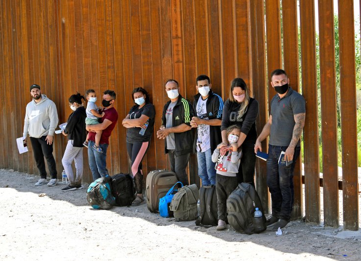 Migrant families at U.S. border