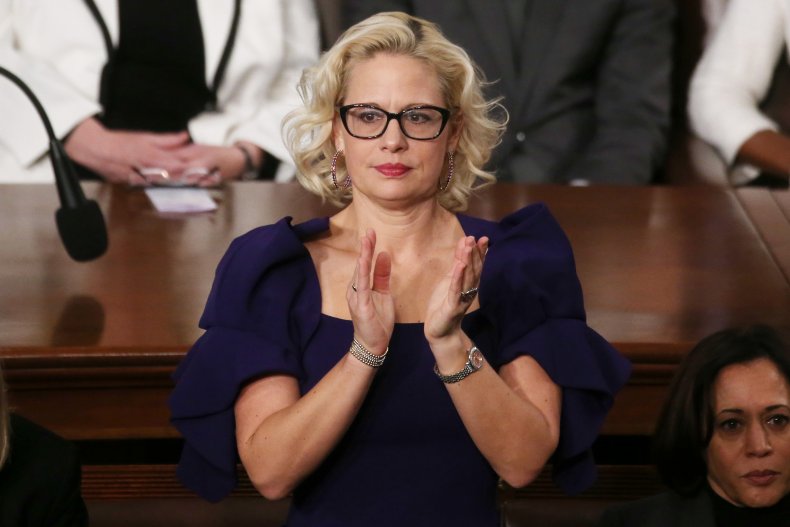 Sinema Applauds During State of the Union