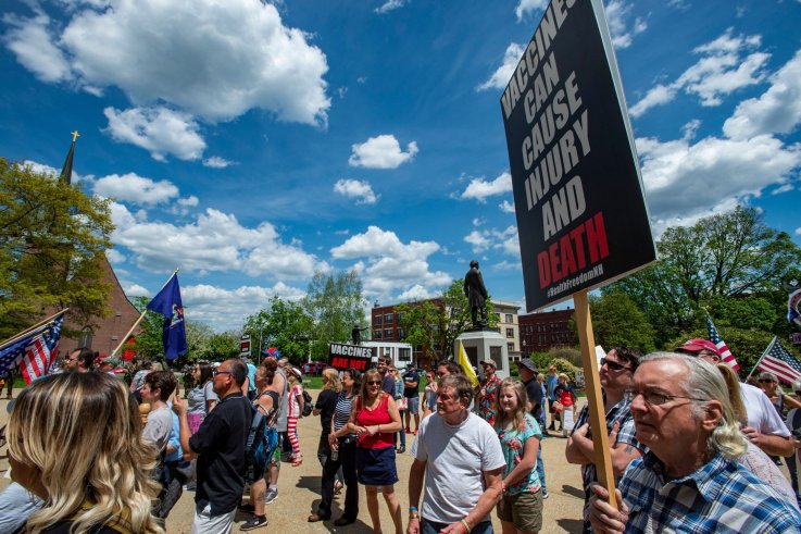 Rally protesting COVID-19 vaccine