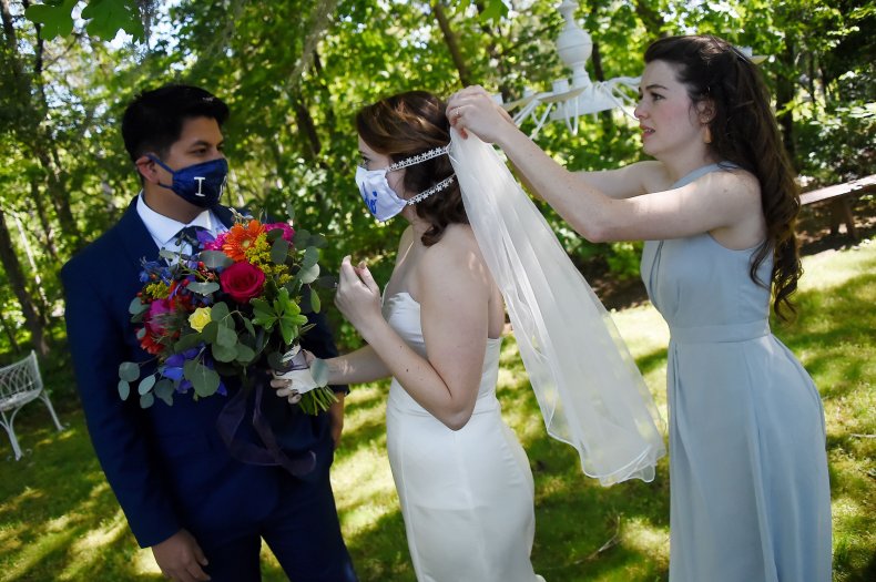 Bridesmaid's husband uninvited because of height
