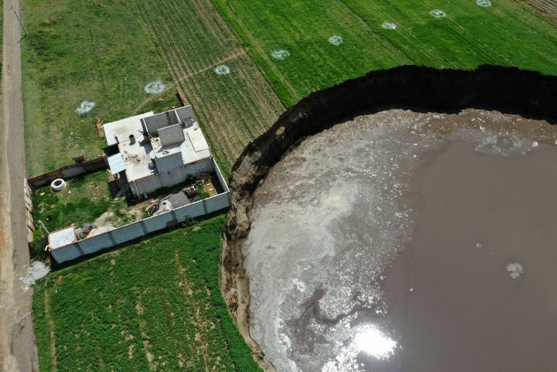 sinkhole Mexico