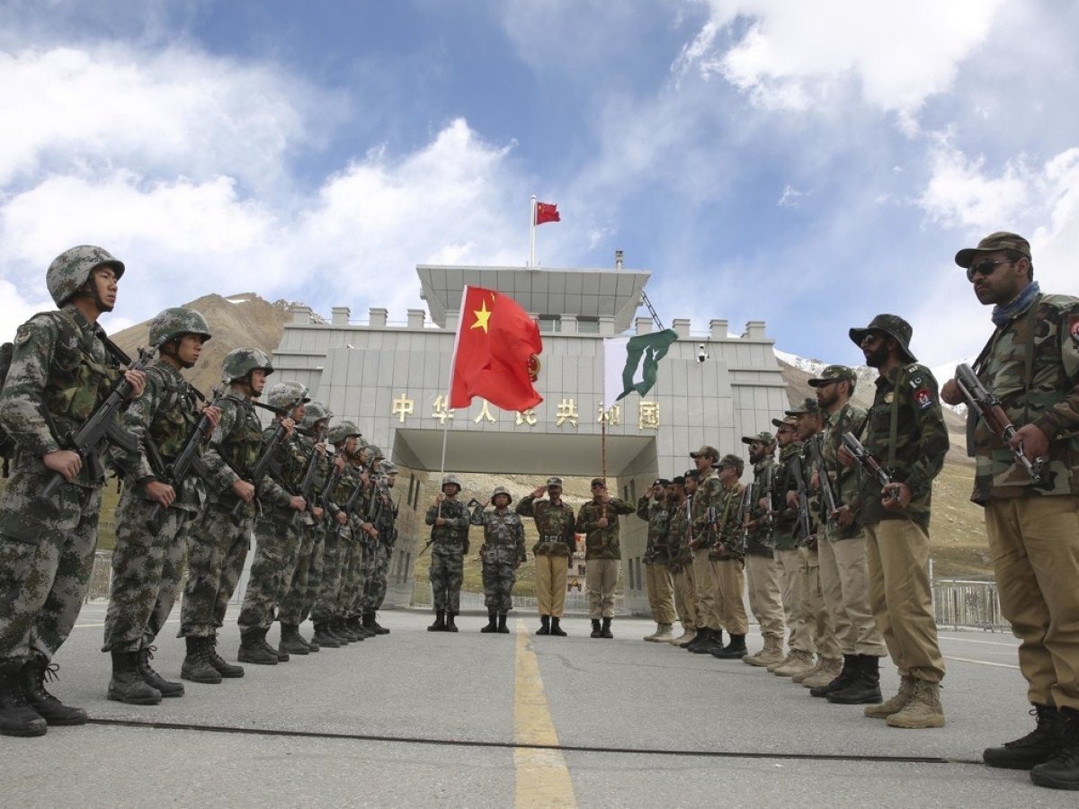 Chinese, and, Pakistan, troops, joint, border, patrol