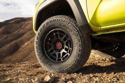 2022 Toyota Tacoma TRD Pro wheels tires