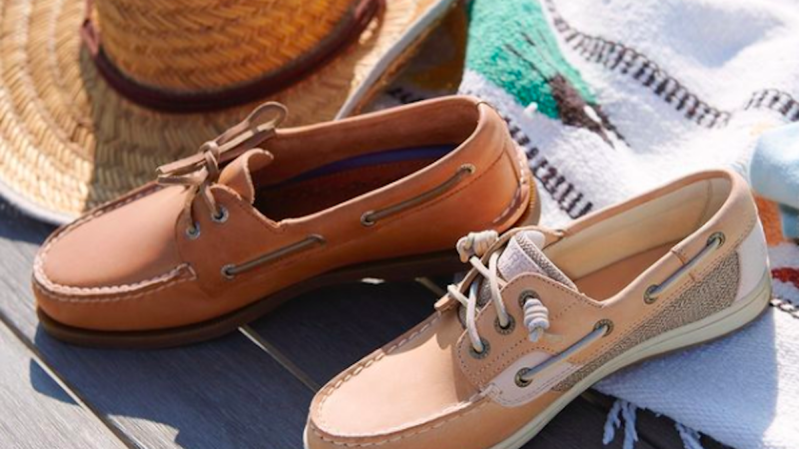 indendørs udstødning at tilbagetrække Here's How to Wear Boat Shoes the Right Way
