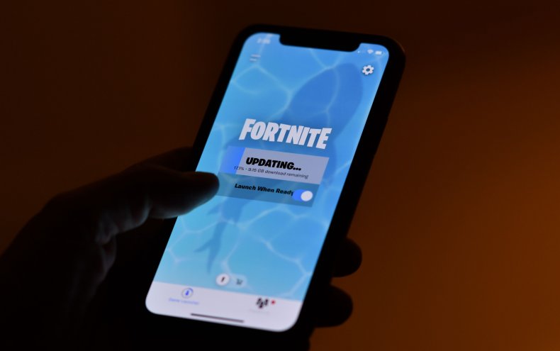 Fornite Being Update On Mobile Phone