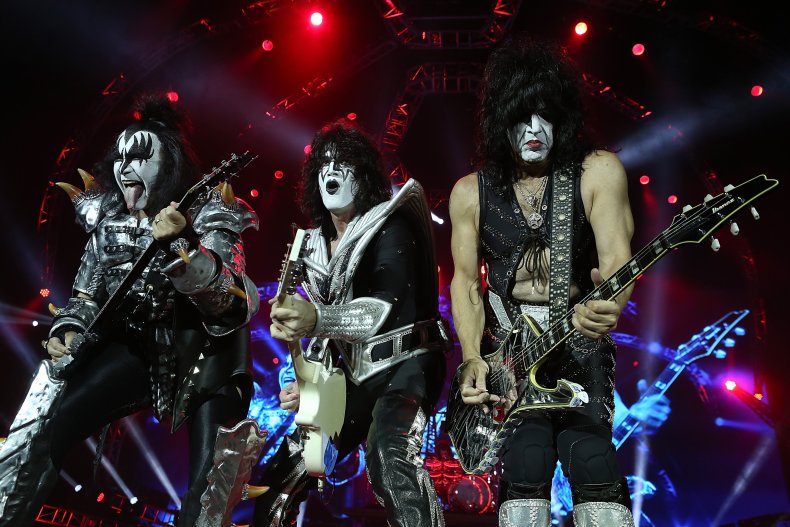 KISS