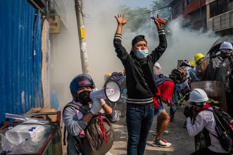 Protesters ask others to retreat