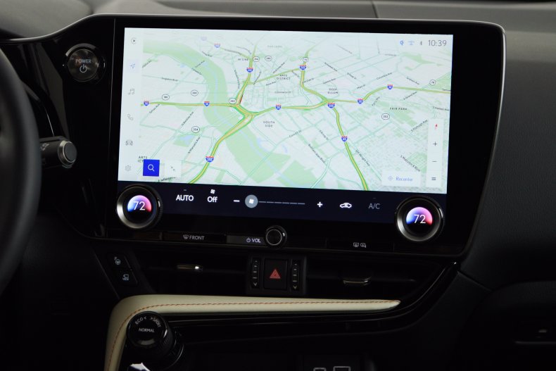Lexus Toyota infotainment screen 2021