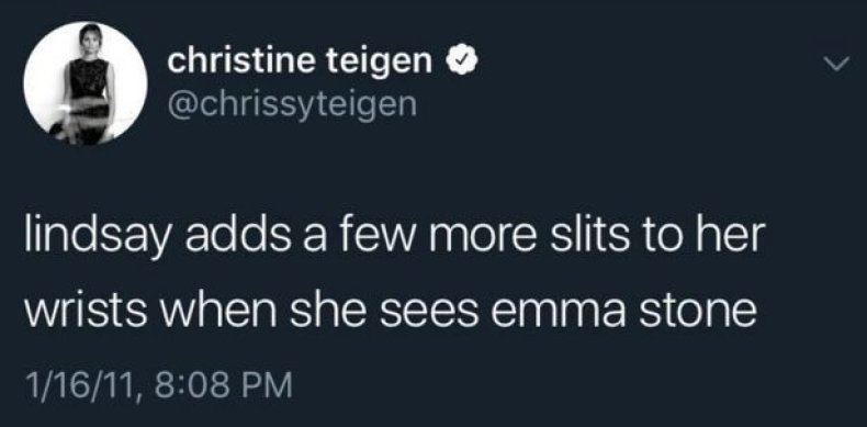 Chrissy Teigen tweets about Lindsay Lohan