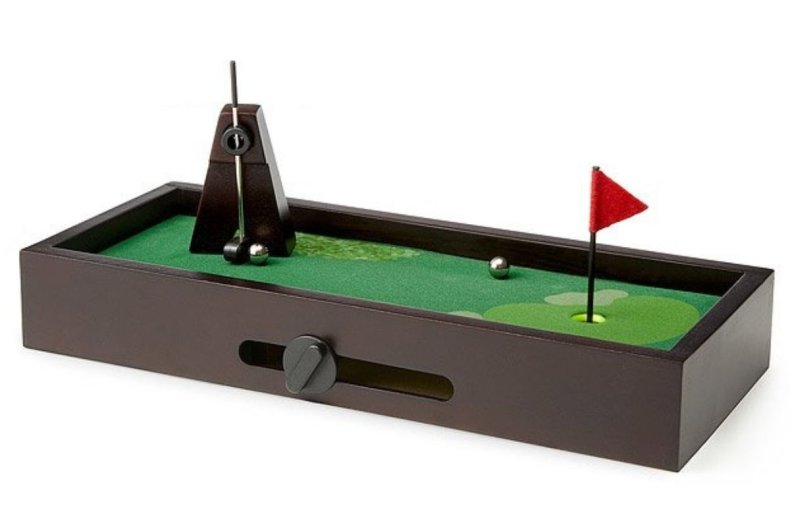 Desktop golf from Uncommon Goods