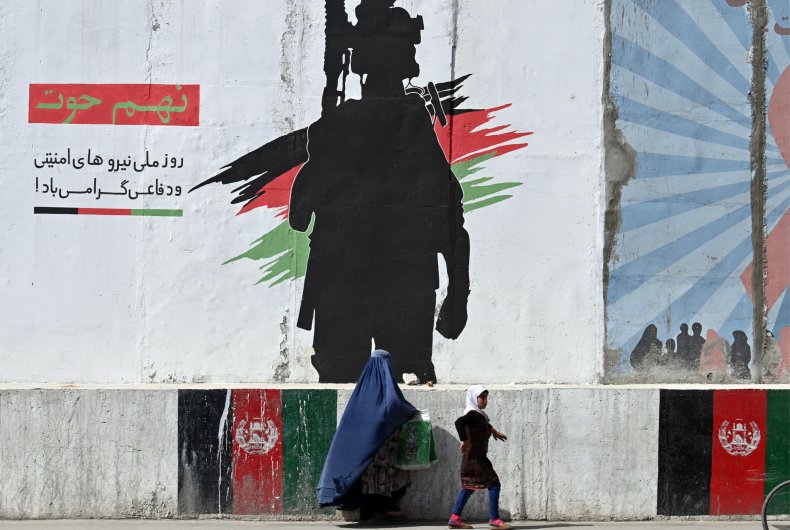 Mural depicting an Afghan National Army soldier