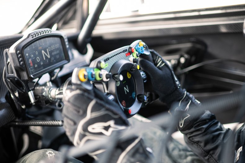 Bentley Fanatic steering wheel racing simulator