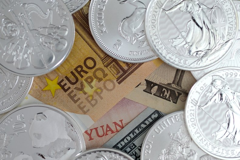 Banknotes of international currencies