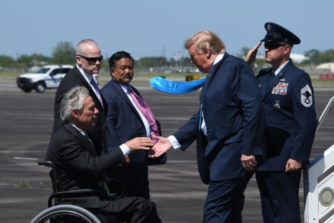 abbott trump