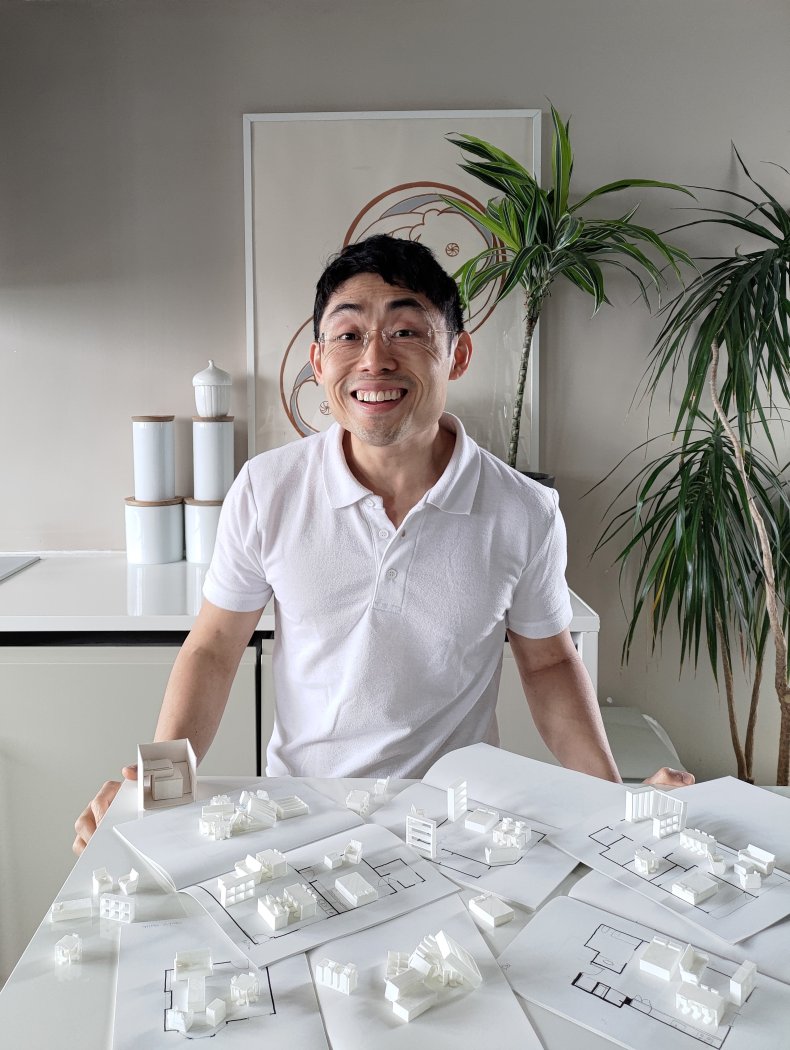 Architect Cliff Tan with 3D models
