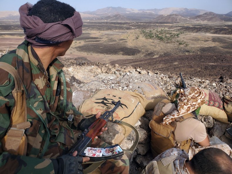 Yemen, soldiers, on, front, lines, with, Houthis