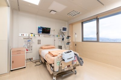 Miniwiz created a hospital ward from trash Miniwiz created a hospital ward from trash