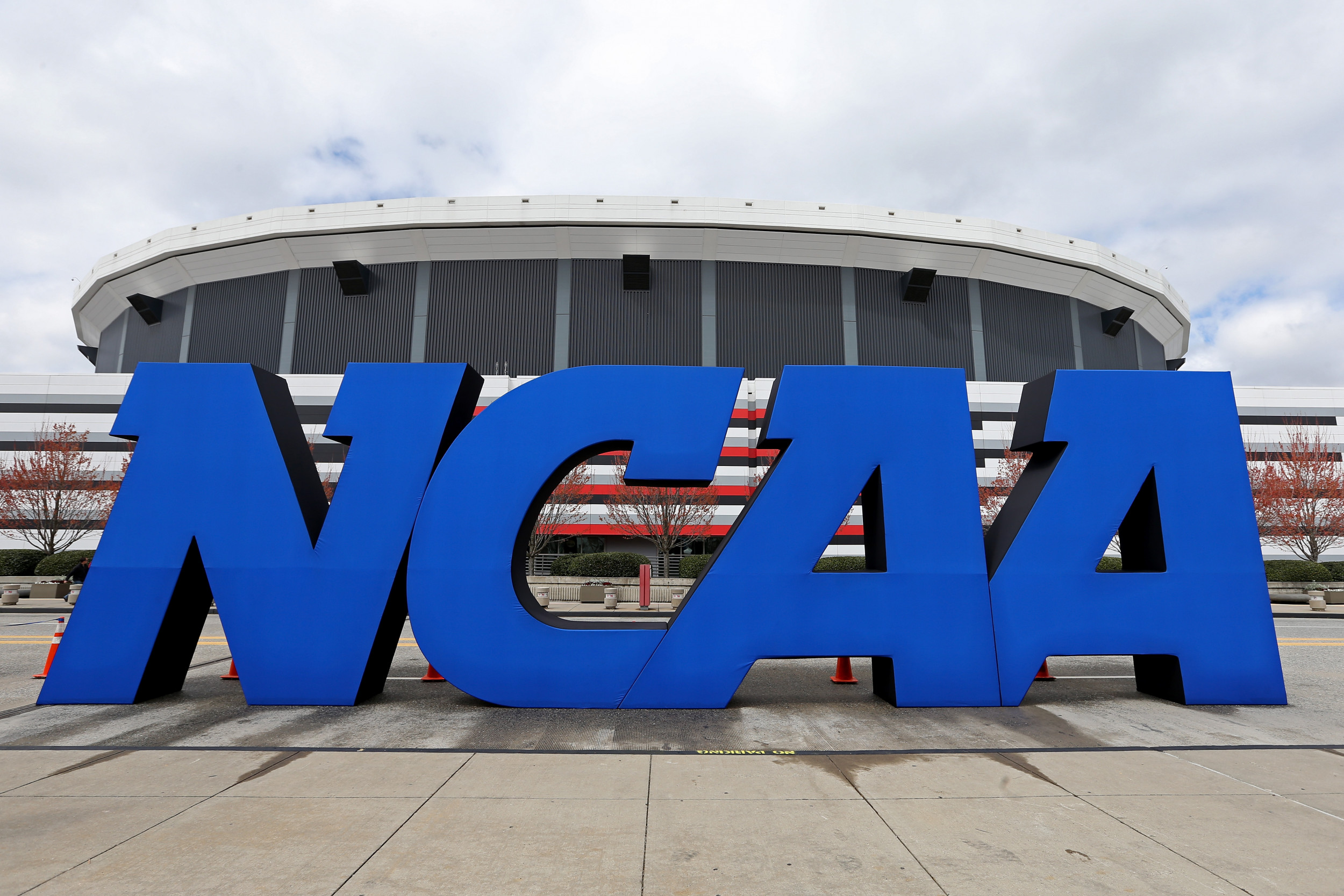 NCAA Could Keep Rules Banning Pay for Play Recruiting Incentives After 