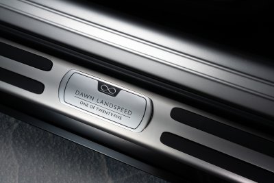 Rolls-Royce Landspeed Collection Dawn Wraith Rolls-Royce Landspeed Collection Dawn Wraith