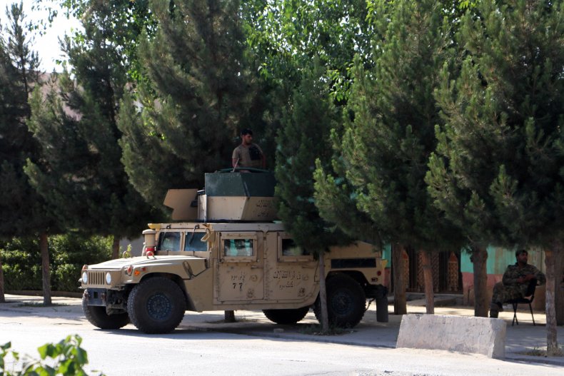 Afghan, security, forces, stand, guard, Kunduz
