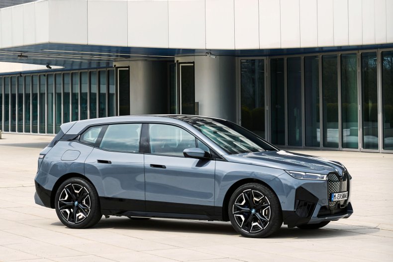 BMW iX