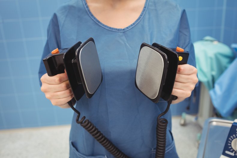 Defibrillator