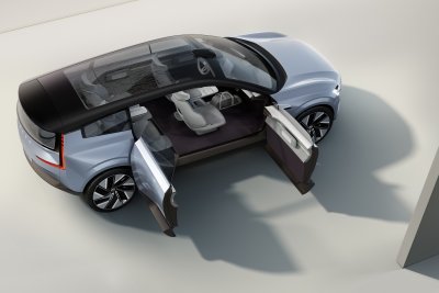 Volvo Concept Recharge open doors interior roof Volvo Concept Recharge open doors interior roof