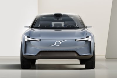 Volvo Concept Recharge front face