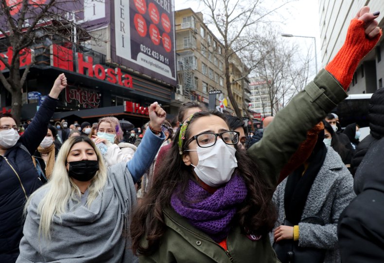 Women protest in Turkey