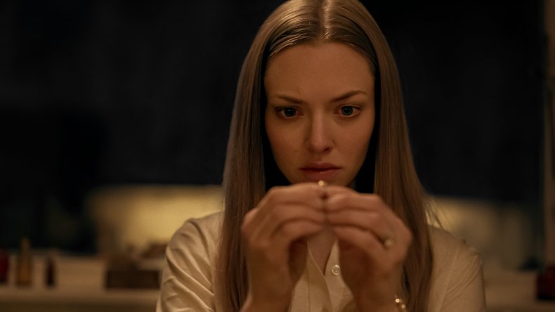 Amanda Seyfried in Things Heard And Seen