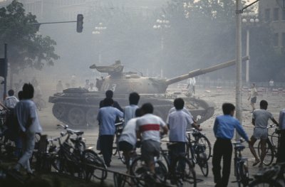 China Deploys Tanks To Crush Tiananmen Protests