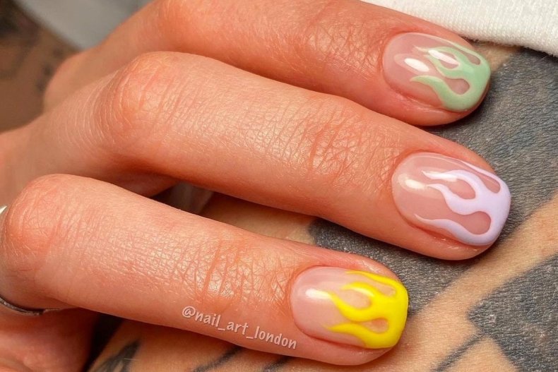 Flame design on nails