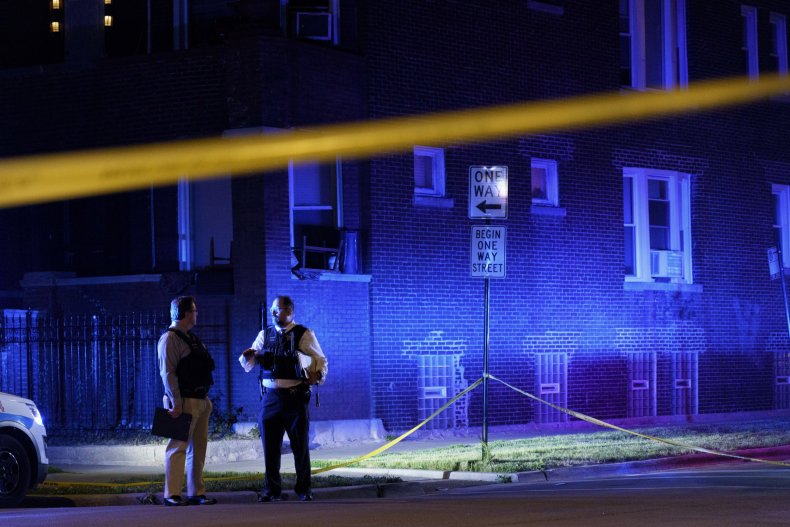 Chicago Police Report Fewer Dead in 2021