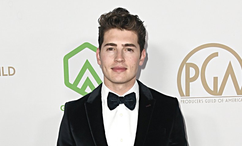 Gregg Sulkin on red carpet