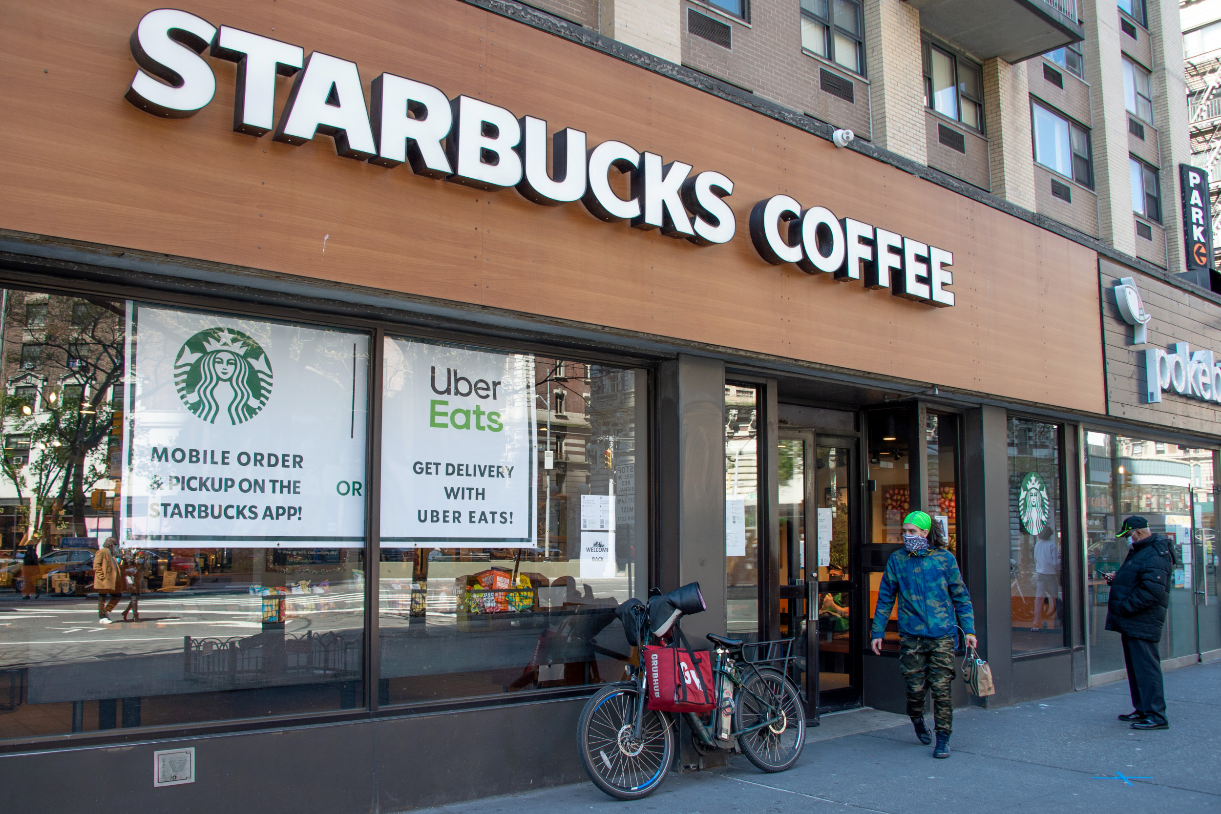 Is Starbucks Open on July 5? Independence Day Observance Hours