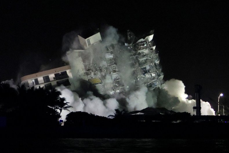 Surfside controlled demolition image 4