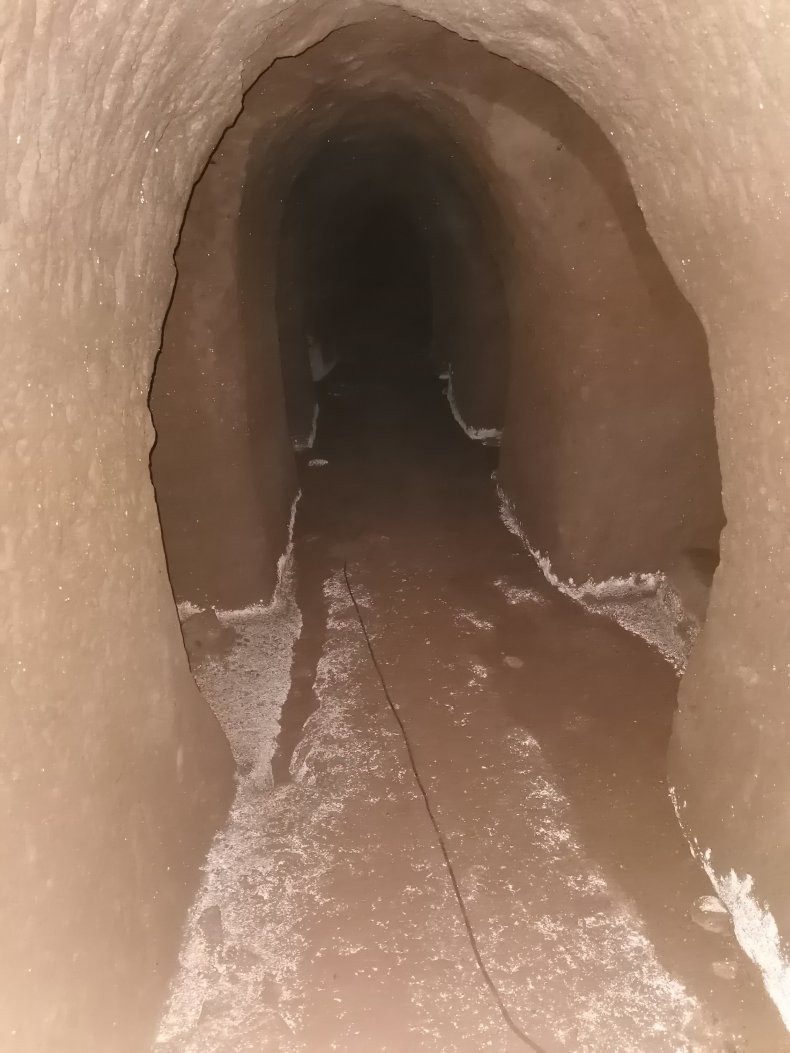 The tunnel system under Italian house