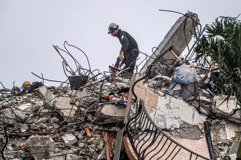 Surfside Building Death Toll at 32