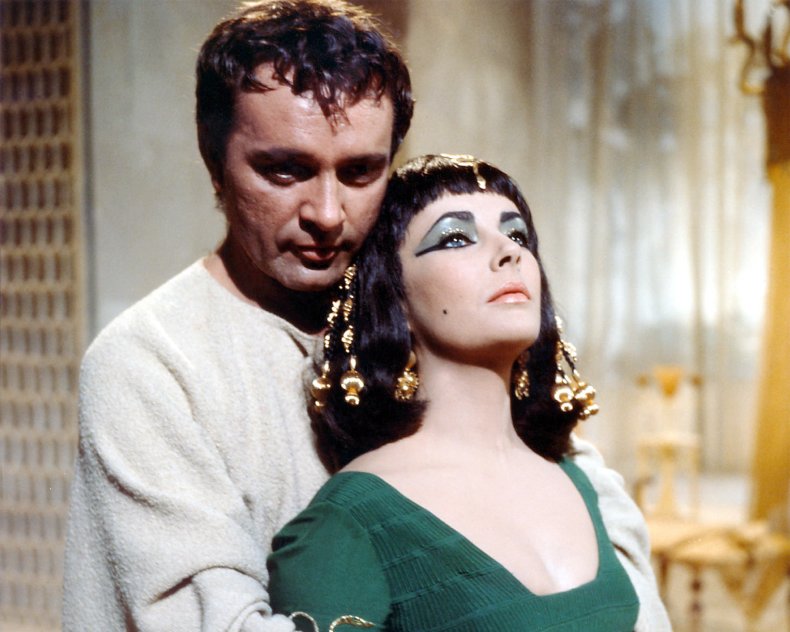 Richard Burton and Elizabeth Taylor in Cleopatra