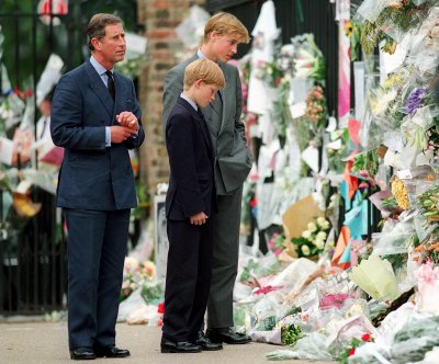 Prince Harry Inspects Diana Floral Tributes Prince Harry Inspects Diana Floral Tributes