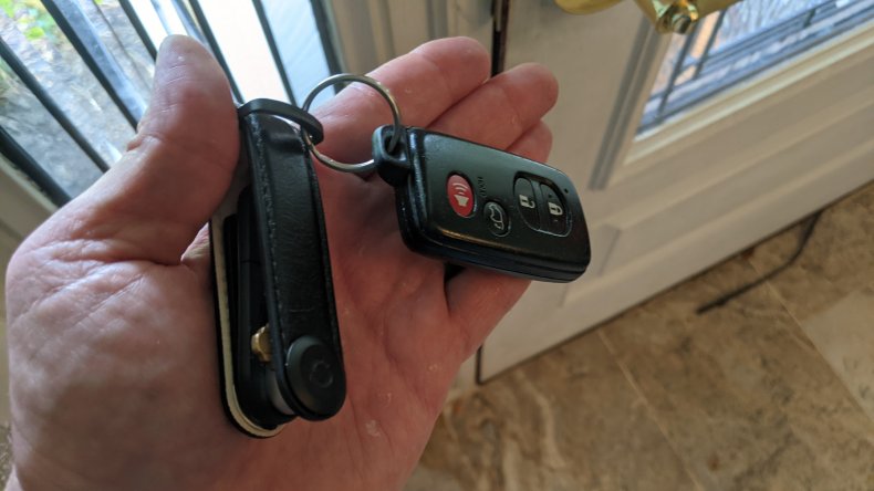 Orbitkey organizer and accessories